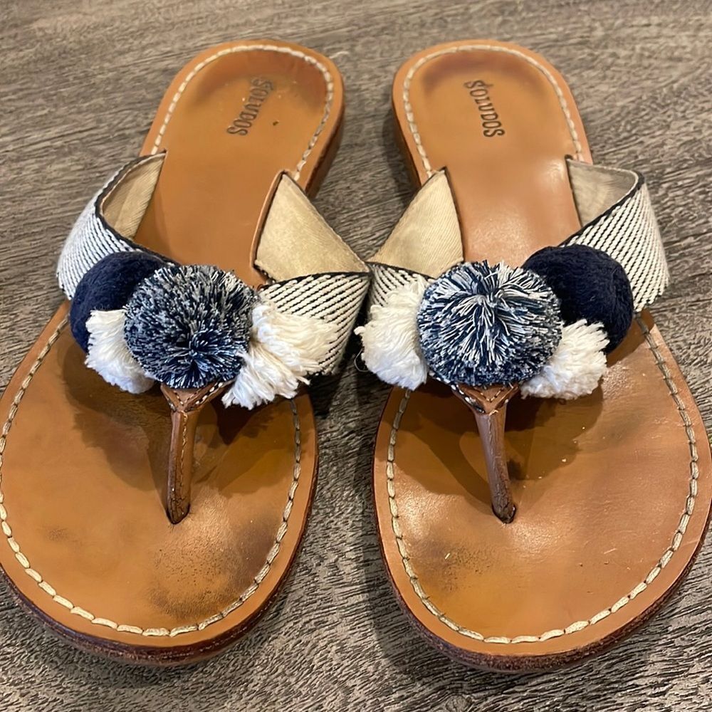 Soludos sandals with Pom poms size 6.5